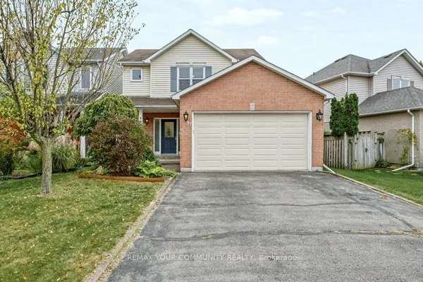 37 Brownstone Crescent