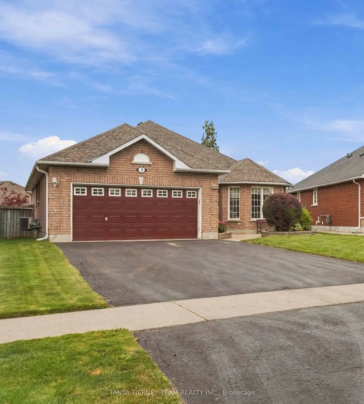 5 Padfield Drive — photo 3