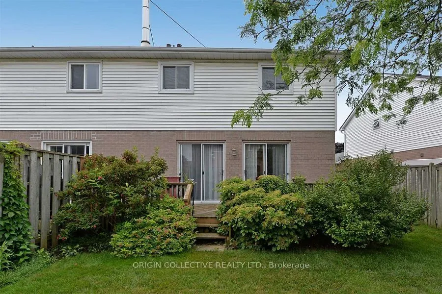 63 Humphrey Drive — photo 15