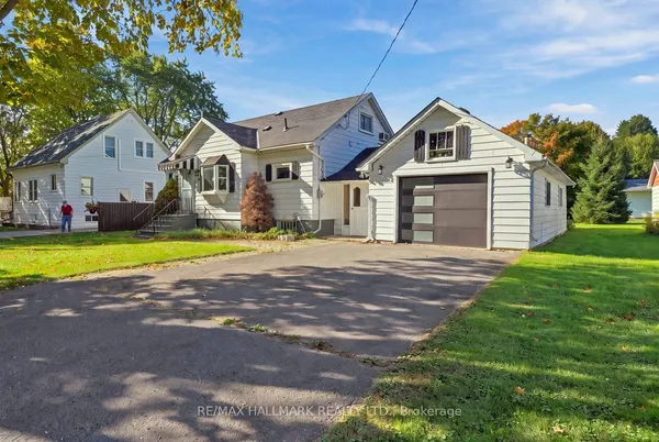 6 Albert Street — photo 2