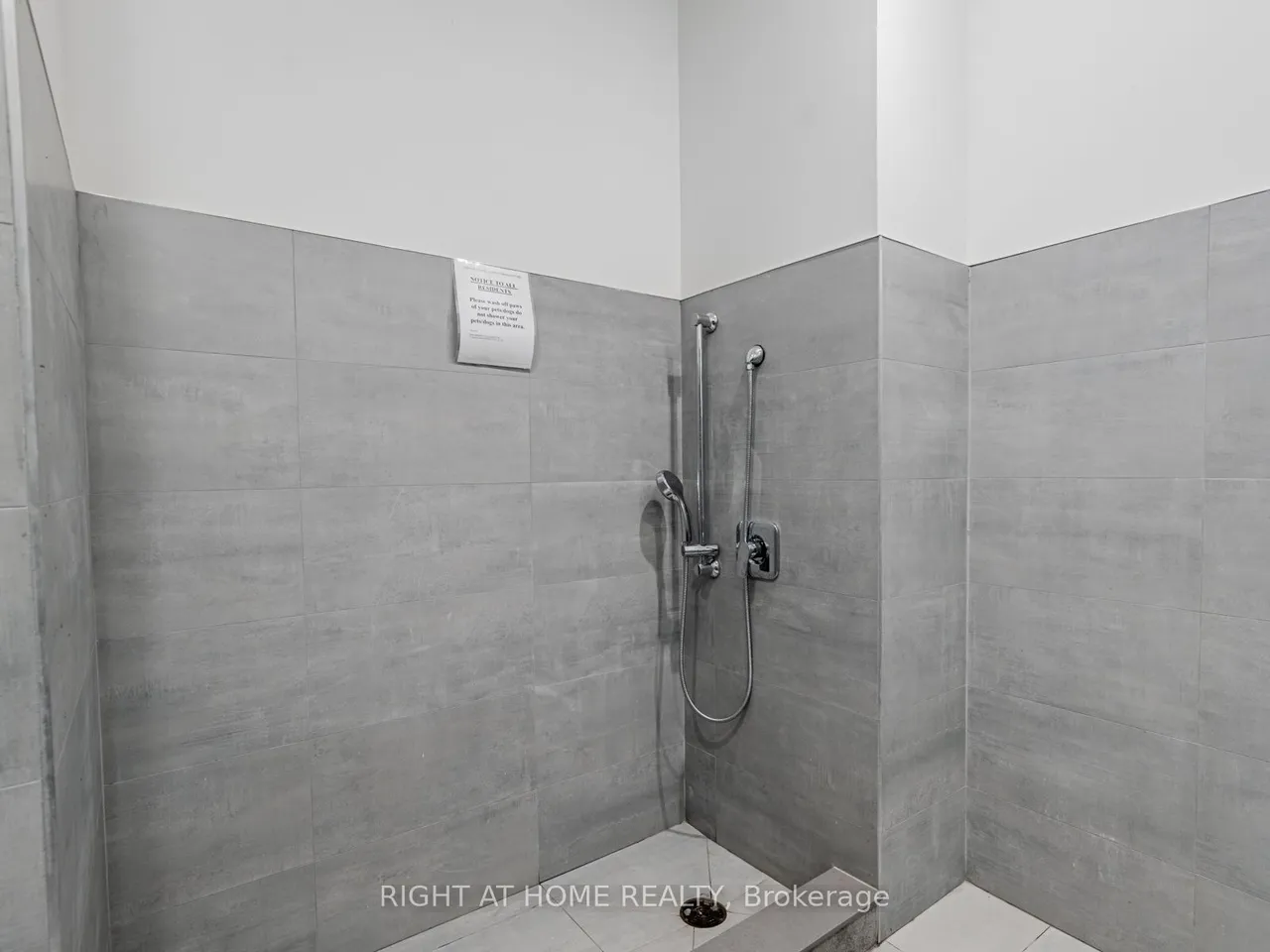 1630 Queen Street E, Unit 211 — photo 14