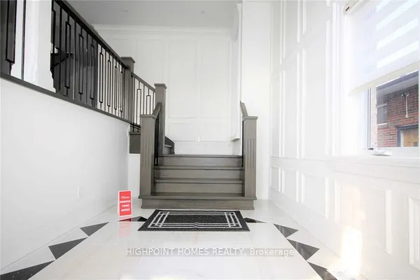 72B Gooderham Drive — photo 2