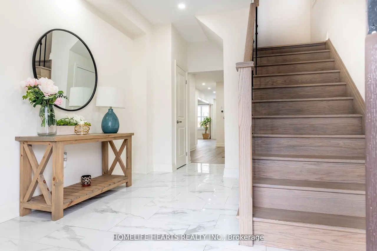 21 Hassard Short Lane — photo 3
