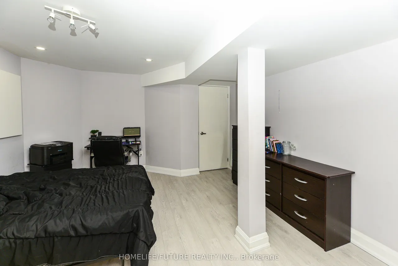 1404 Trowbridge Drive — photo 24