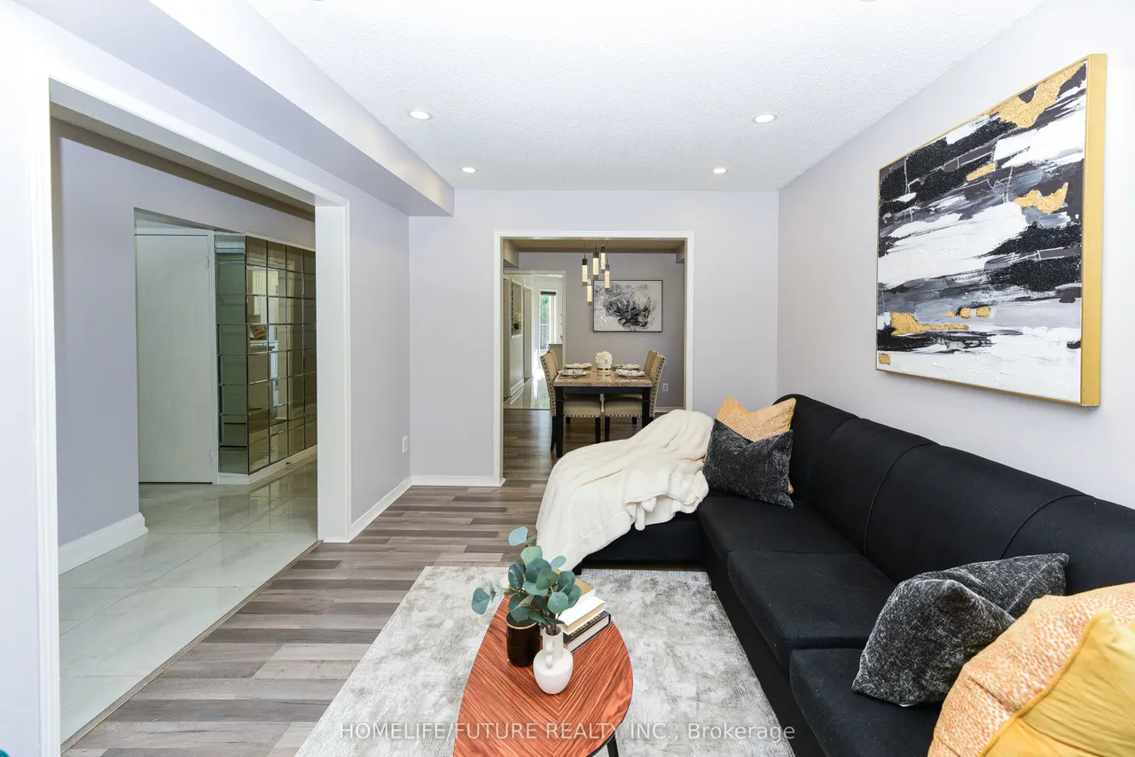 1404 Trowbridge Drive — photo 3