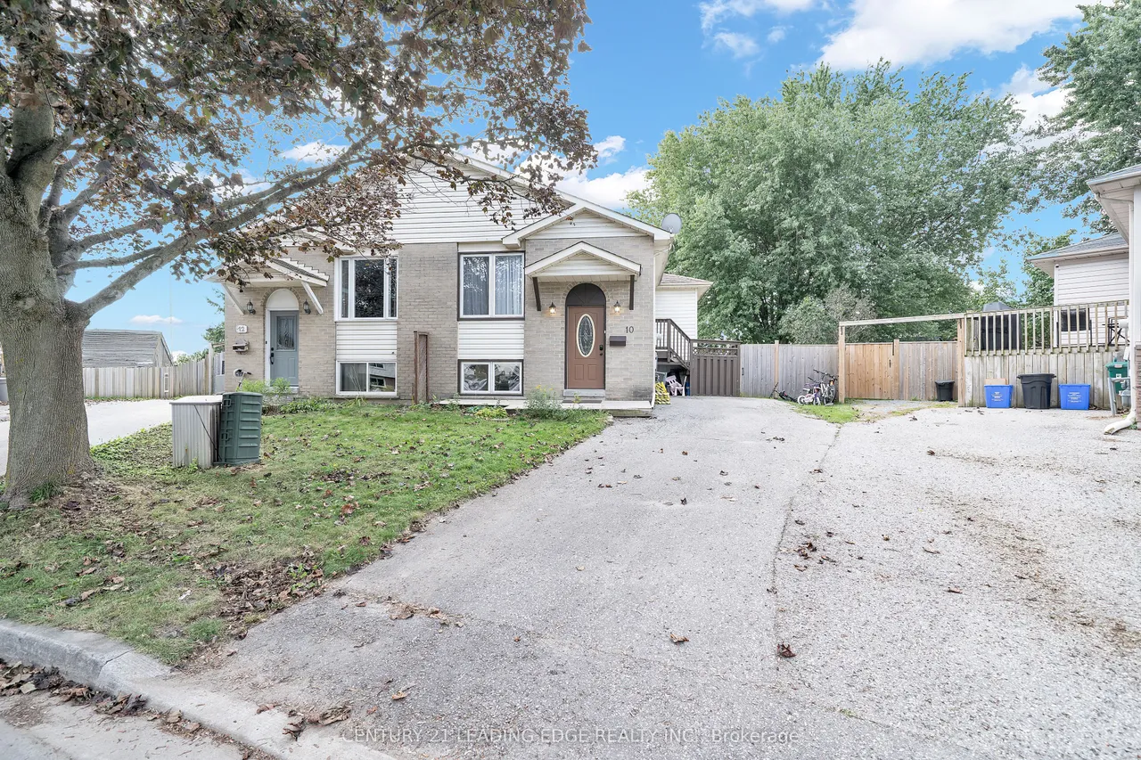 10 Fairbairn Court