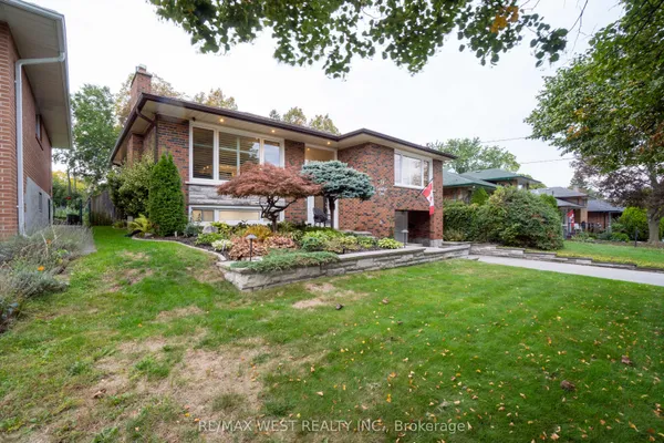 59 Landfair Crescent — photo 2
