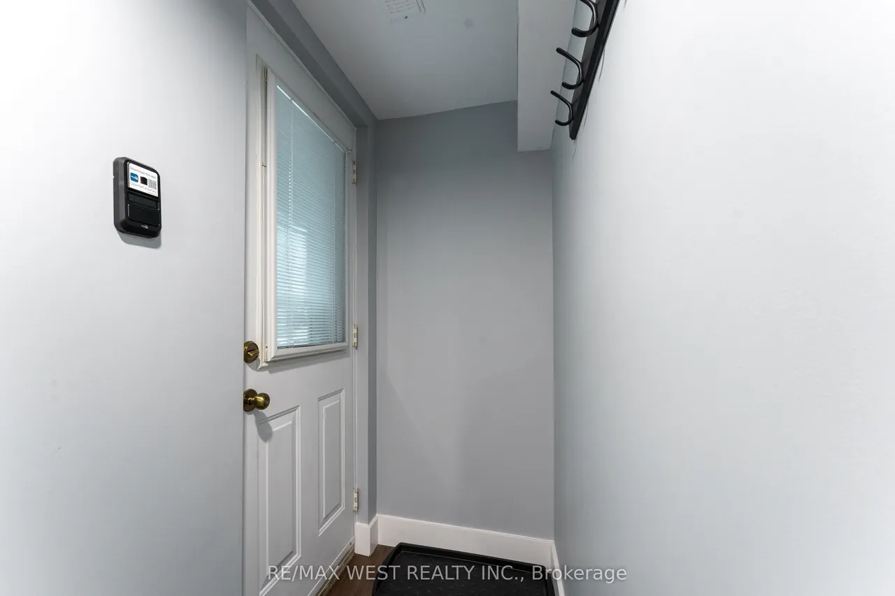 59 Landfair Crescent — photo 49
