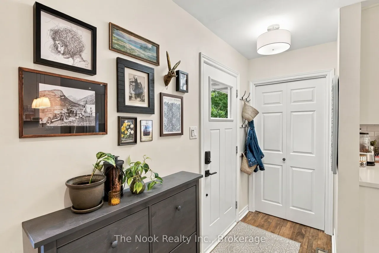 120 Admiral Road — photo 2