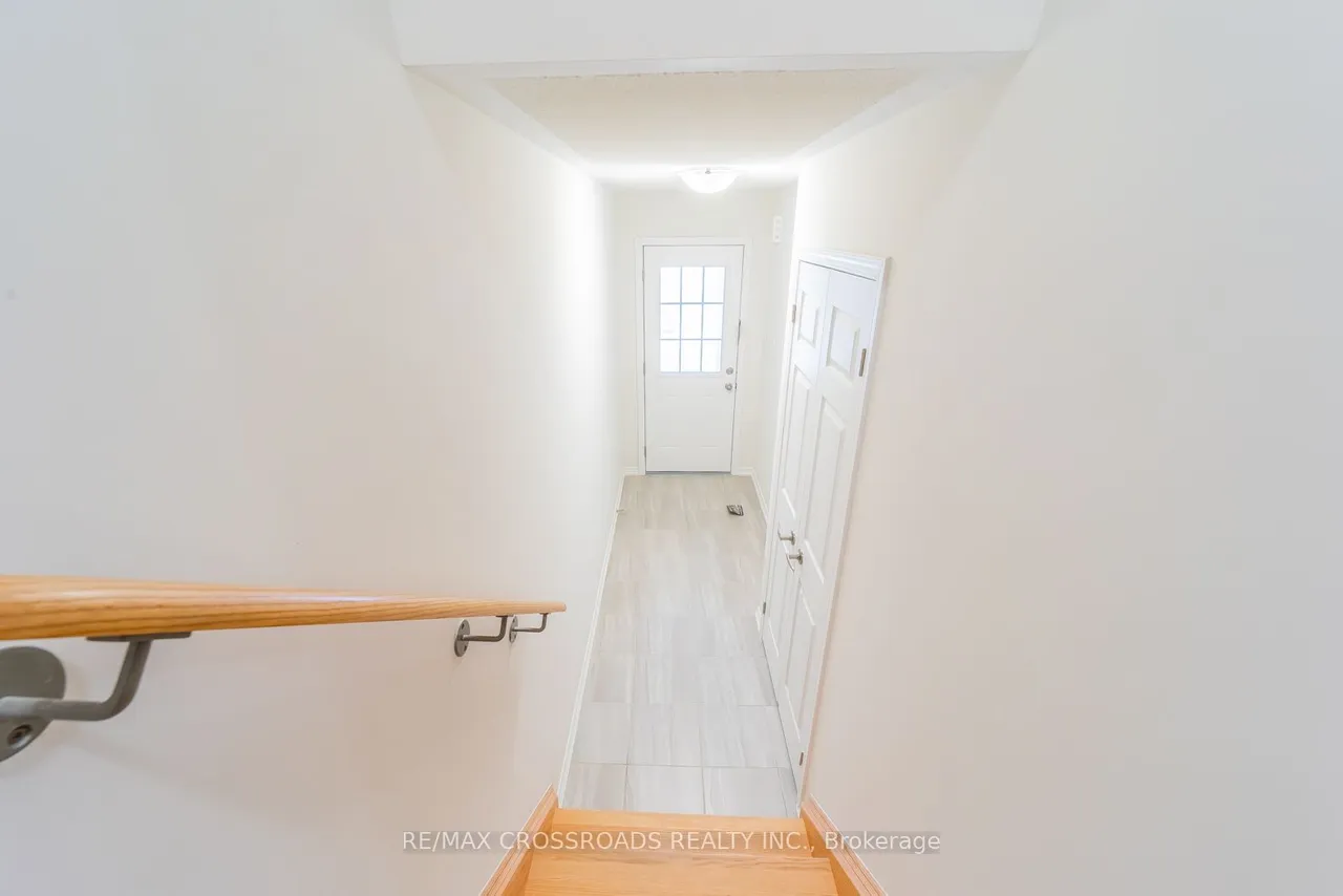 332 Coronation Road — photo 33