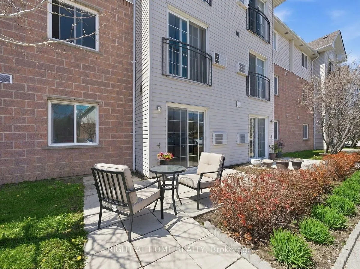 91 Aspen Springs Drive, Unit 102 — photo 2