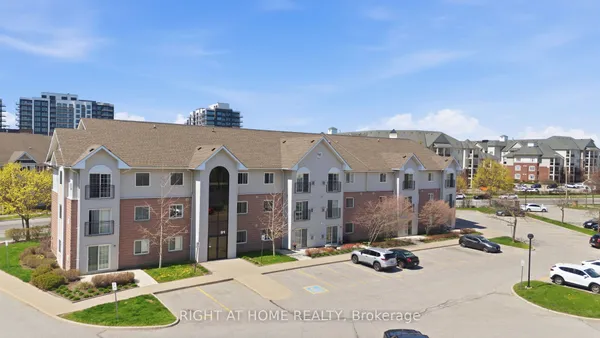 91 Aspen Springs Drive, Unit 102
