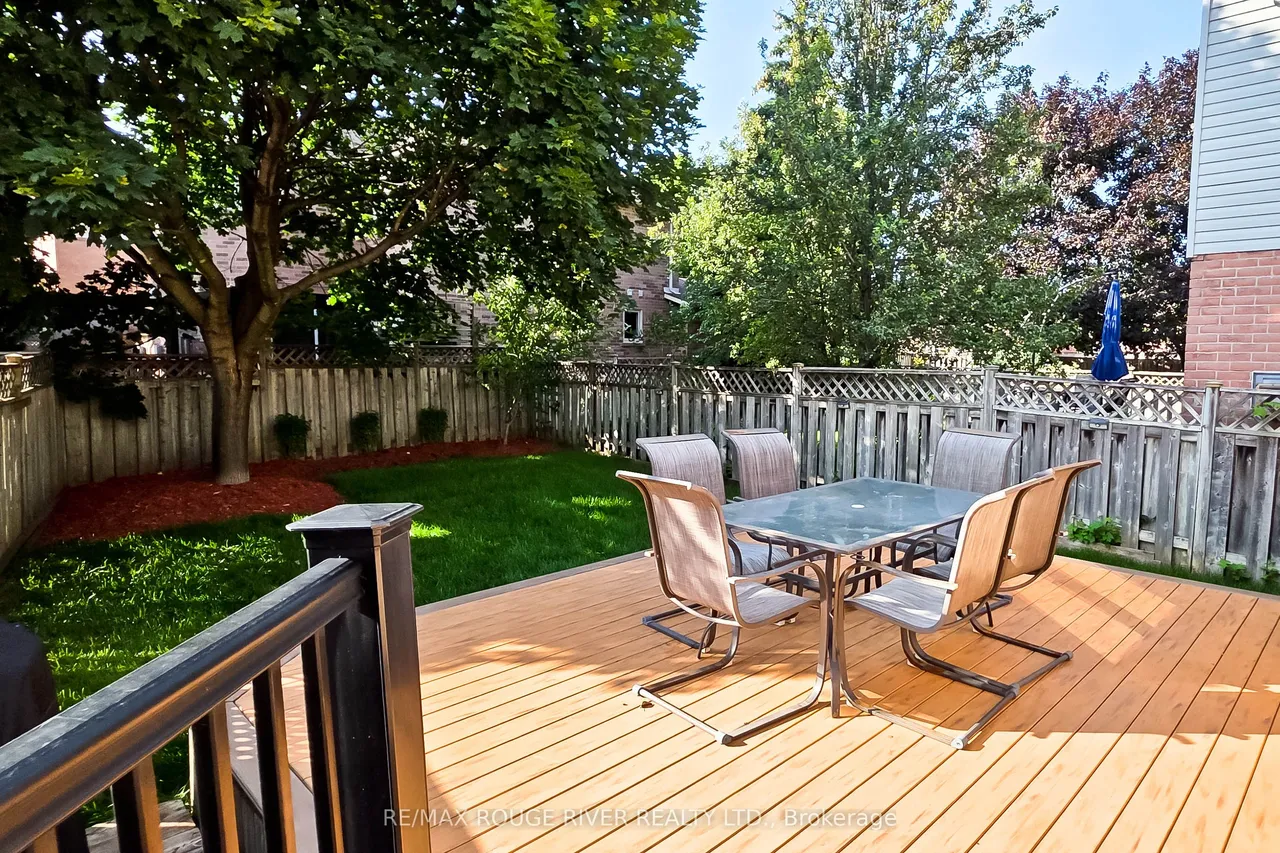 6 Knotty Pine Drive — photo 25