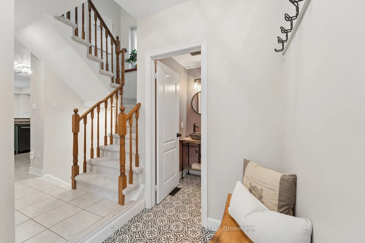 72 Lafayette Boulevard — photo 3
