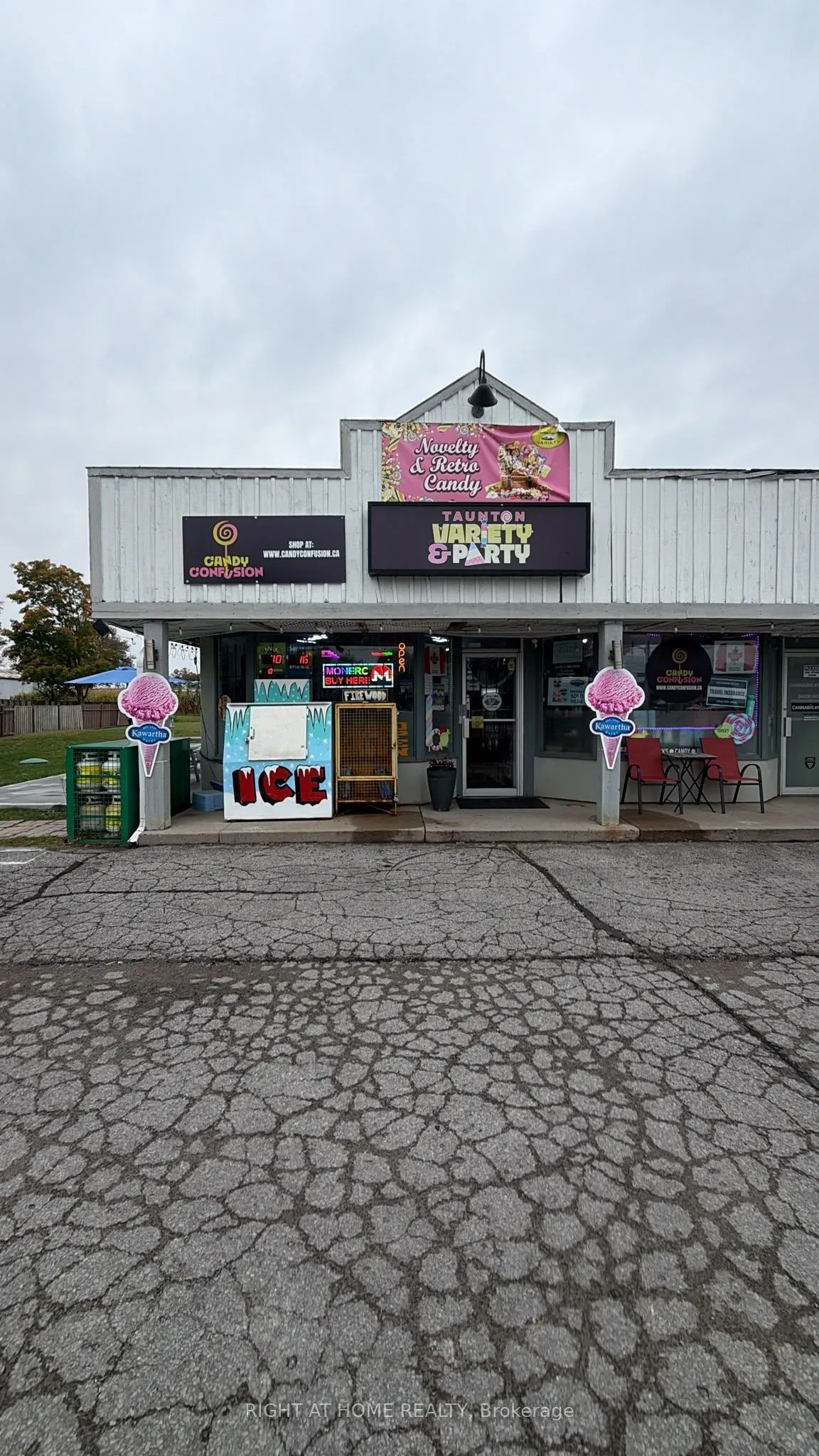 1648 Taunton Rd Road E, Unit 1