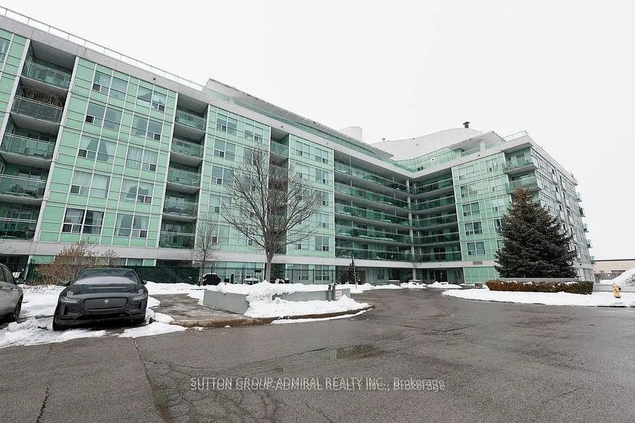 60 Fairfax Crescent, Unit 409 — photo 25