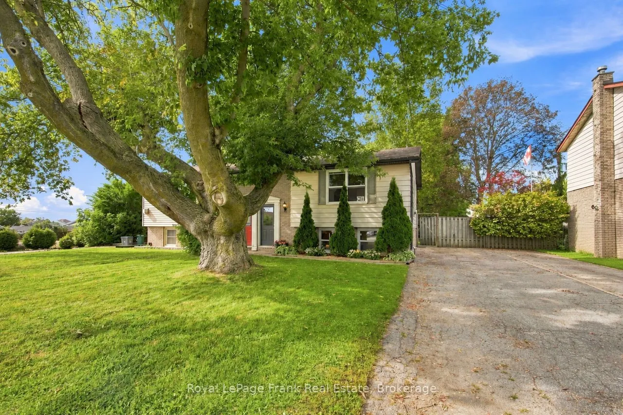 445 Bay Street — photo 30