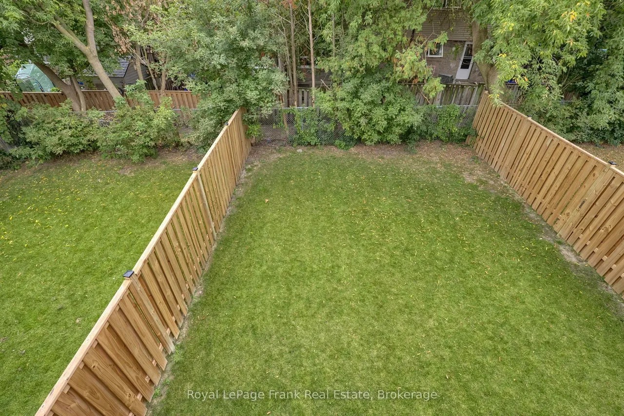 323 Anderson Avenue — photo 40