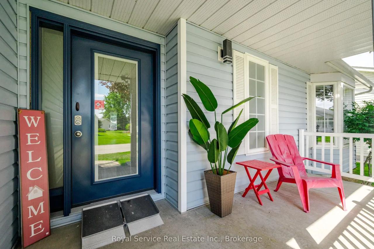 11 Algonquin Trail — photo 3
