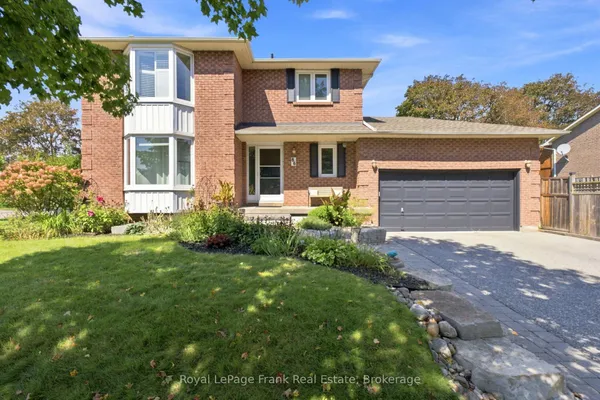86 Cherry Blossom Crescent — photo 2