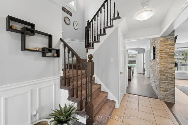 208 Cornish Drive — photo 2