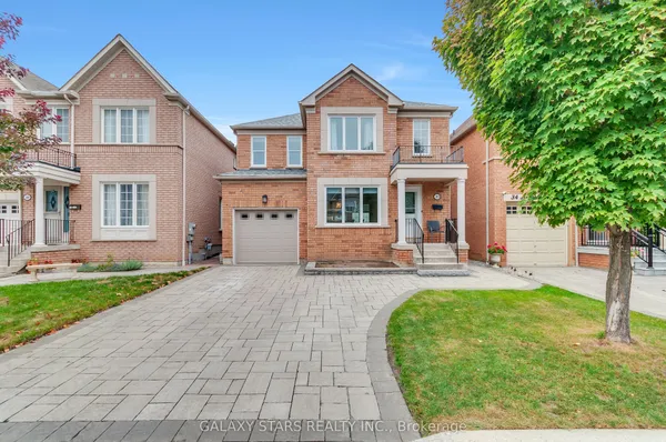 32 Armitage Crescent