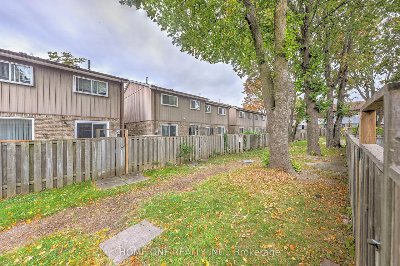 44 Chester Le Boulevard, Unit 39 — photo 47
