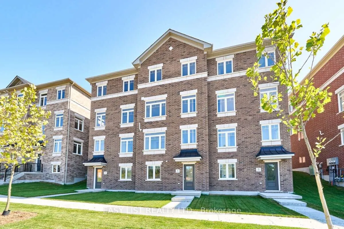 31 Addyman Crescent — photo 2