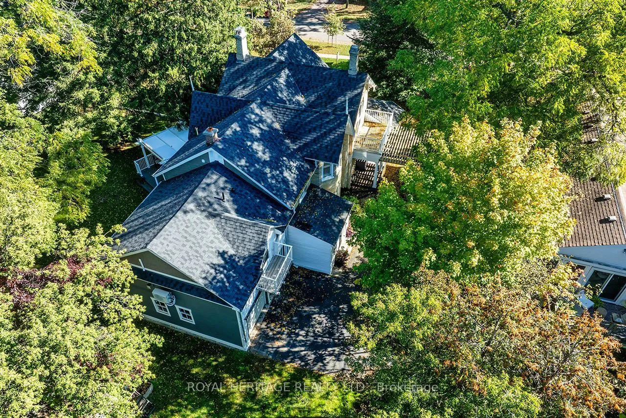 220 Cochrane Street — photo 49