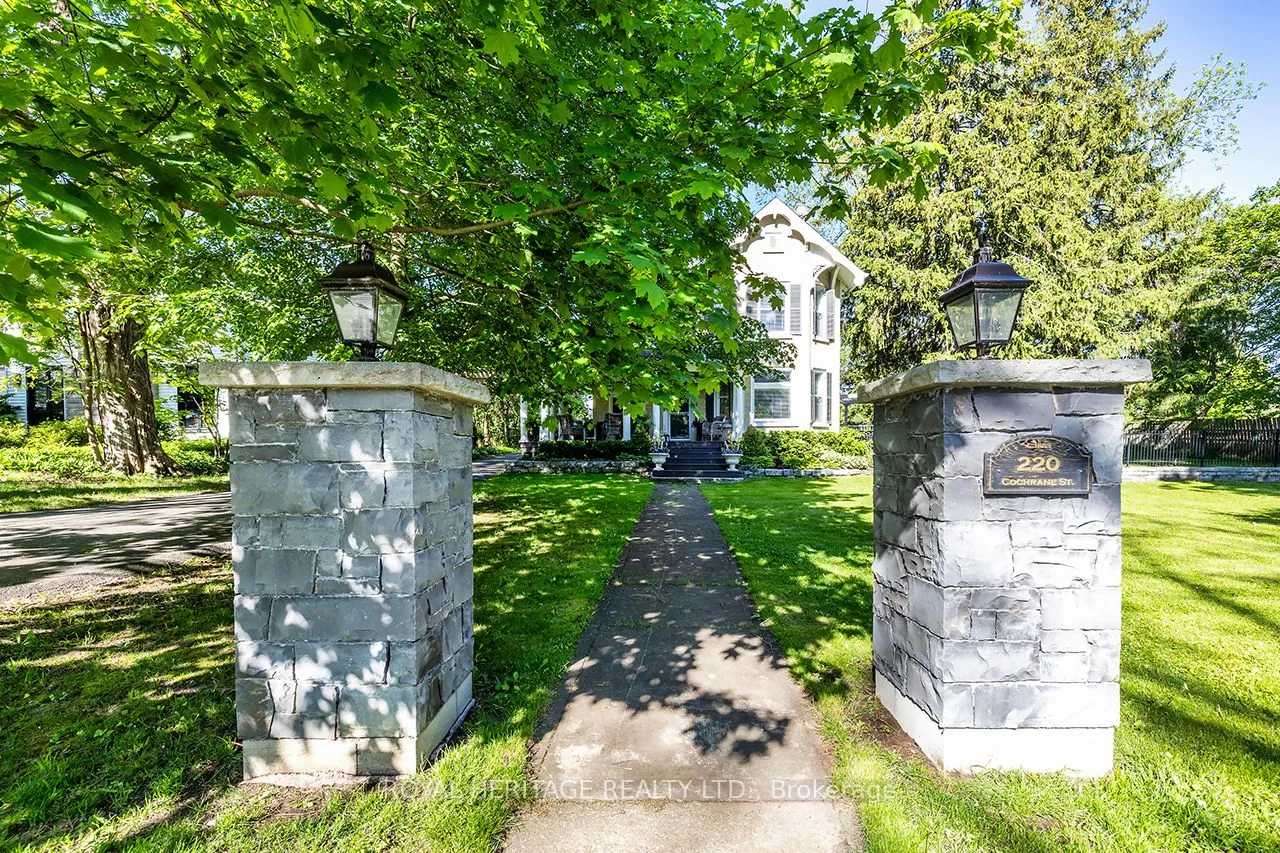 220 Cochrane Street — photo 3