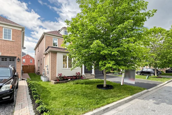 58 Bradbury Crescent — photo 2