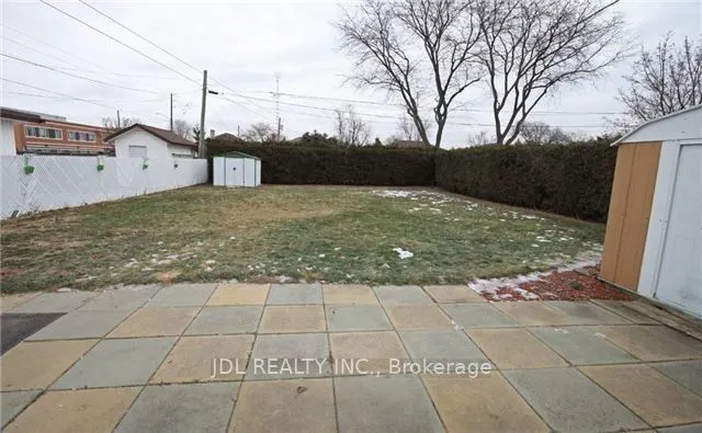 245 Windsor Street — photo 9