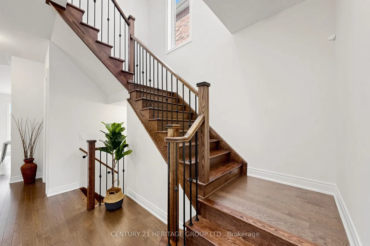 34 Micklefield Avenue — photo 3