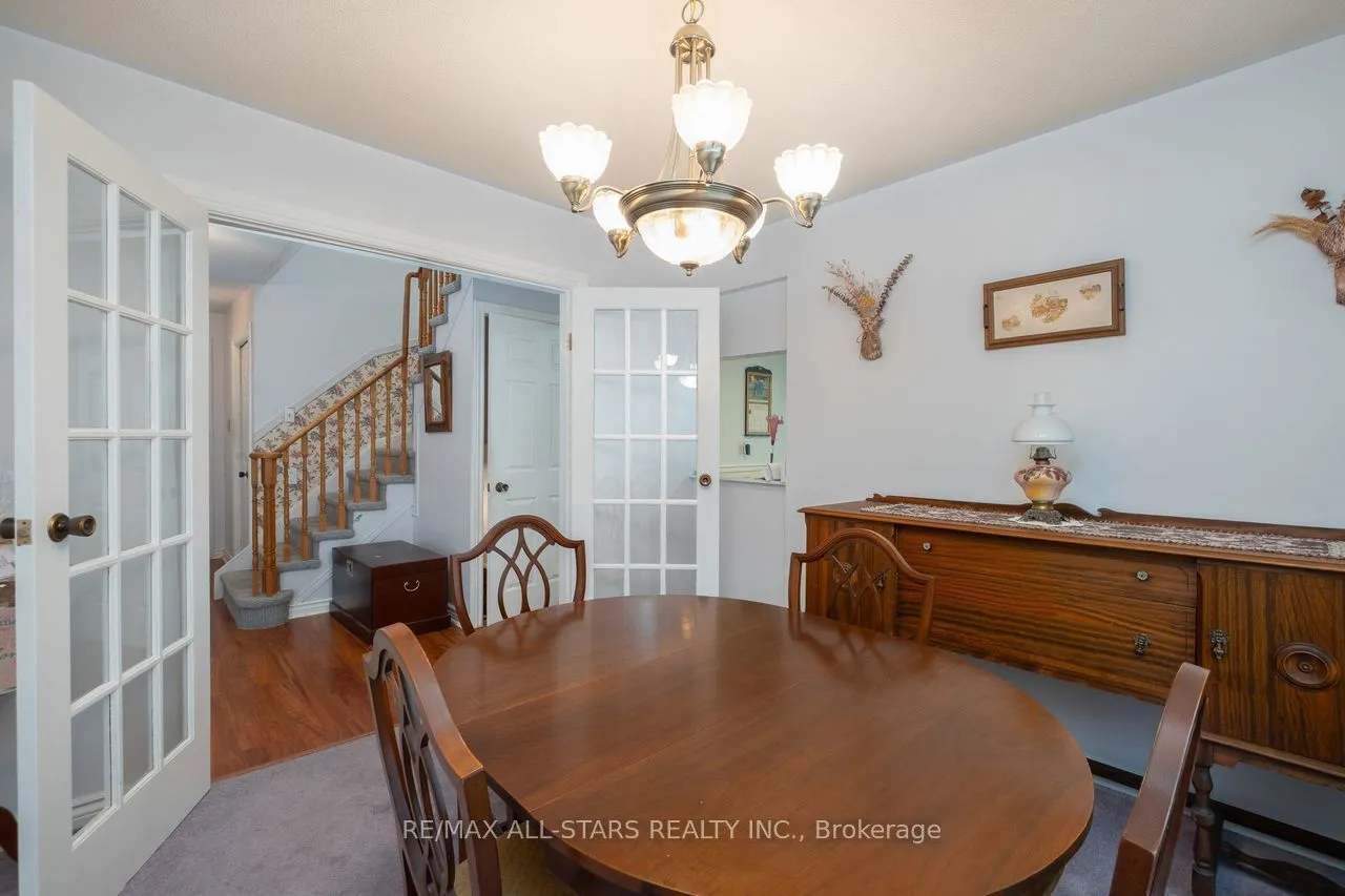 10 Colette Drive — photo 31