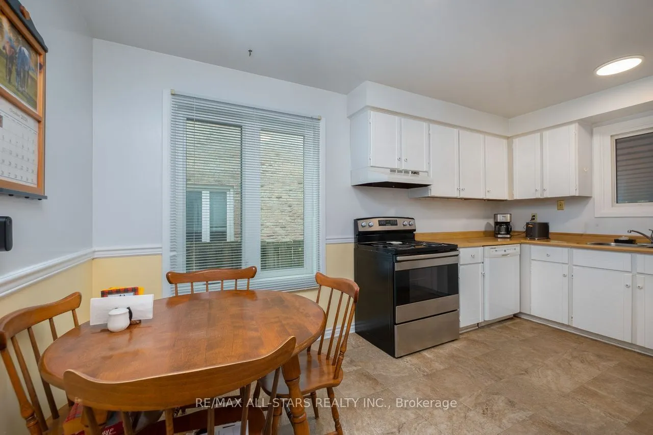 10 Colette Drive — photo 32