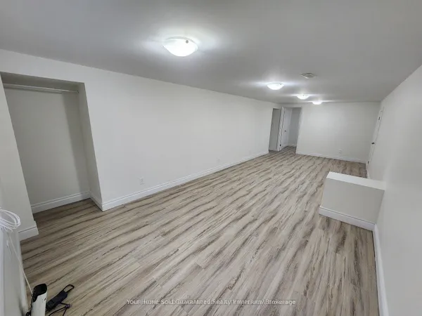 1223 Sun Valley Court — photo 2