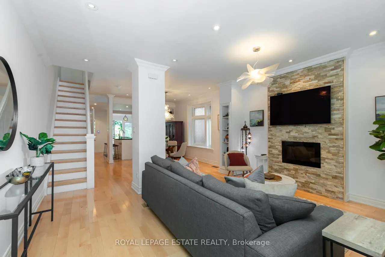 48 Bloomfield Avenue — photo 3
