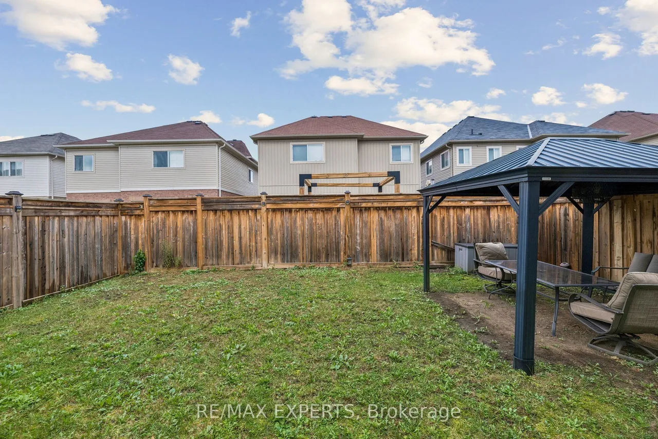 52 Bruce Cameron Drive — photo 41