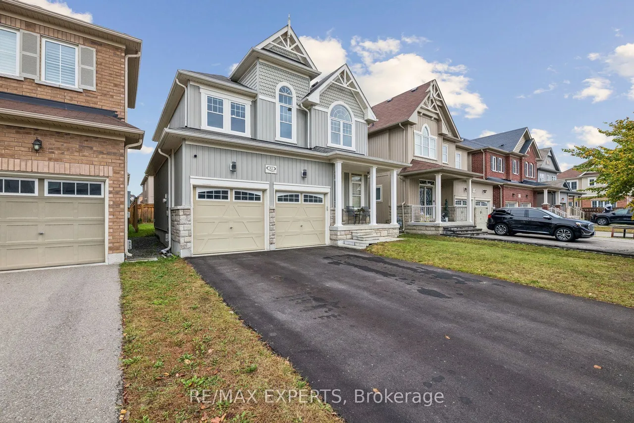 52 Bruce Cameron Drive — photo 3