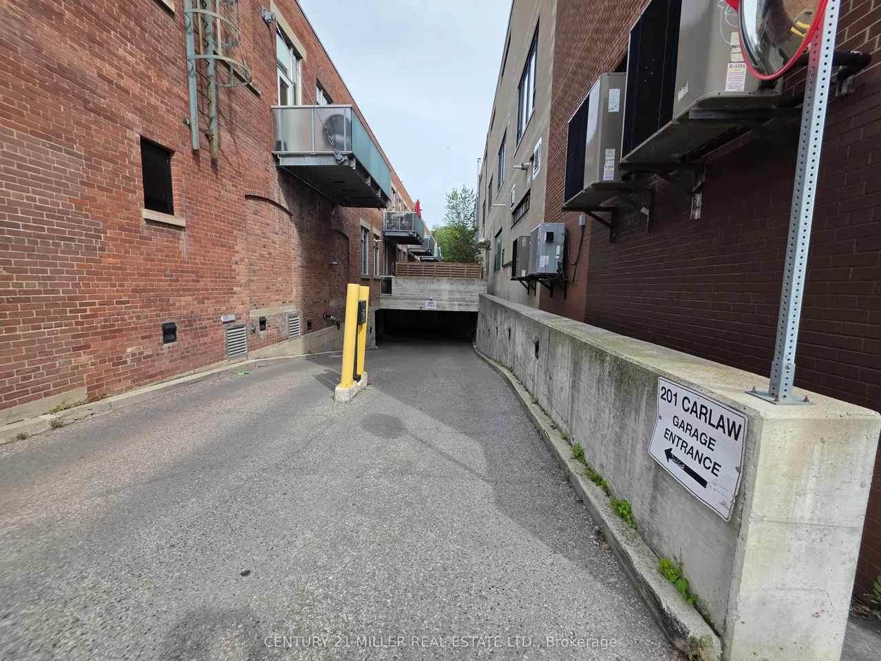 201 Carlaw Avenue, Unit 123 — photo 41