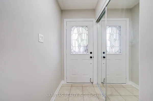 17 Barchester Crescent — photo 2