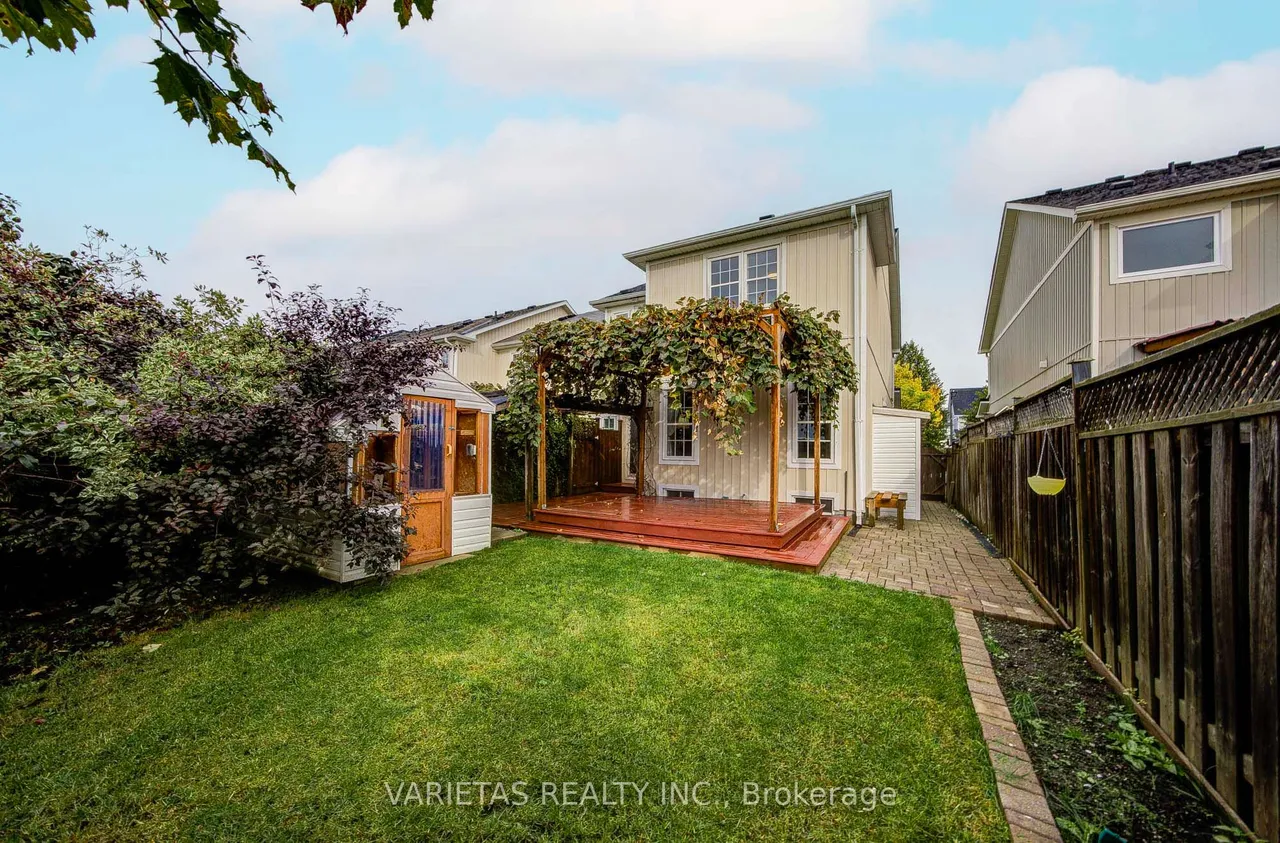 17 Barchester Crescent — photo 49