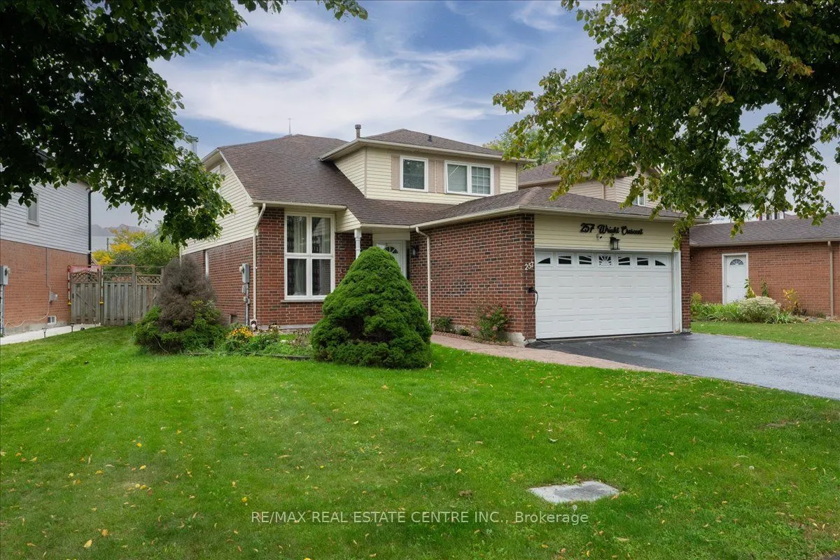 257 Wright Crescent