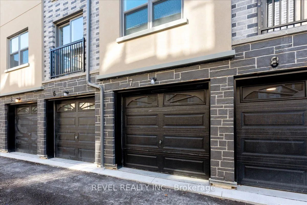 200 Railway Engine House Way, Unit 7 — photo 33