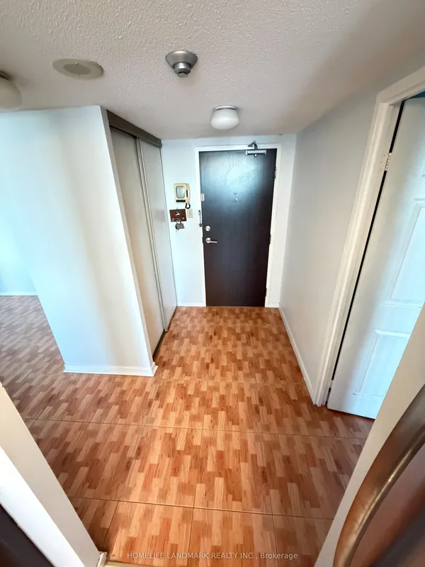 4725 Sheppard Avenue E, Unit 1406 — photo 2