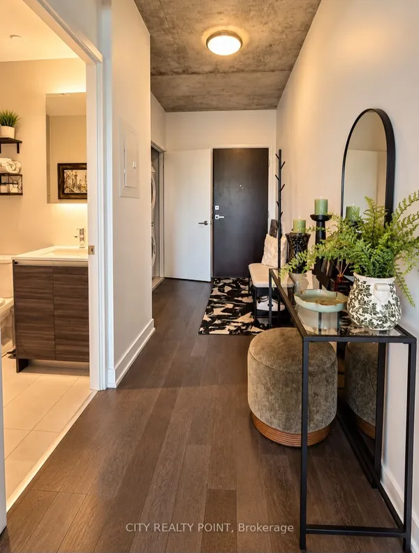 1190 Dundas Street E, Unit 505 — photo 2