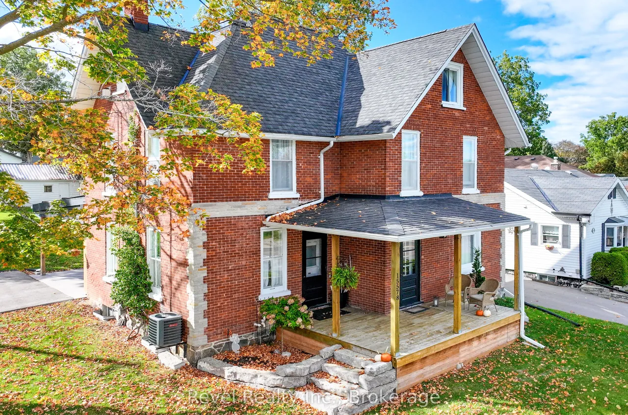 15578 Simcoe Street — photo 2