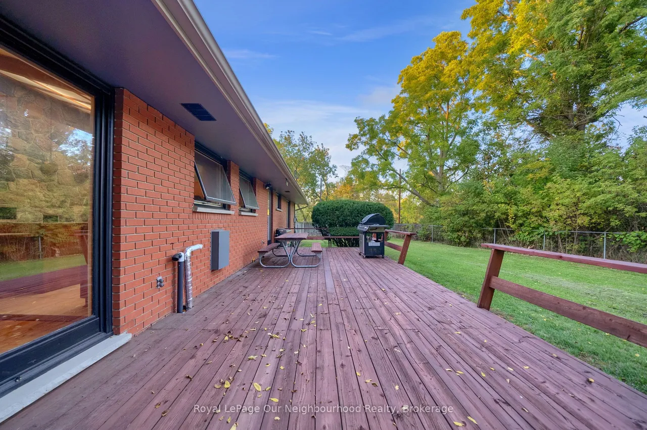 1539 Finch Avenue — photo 46