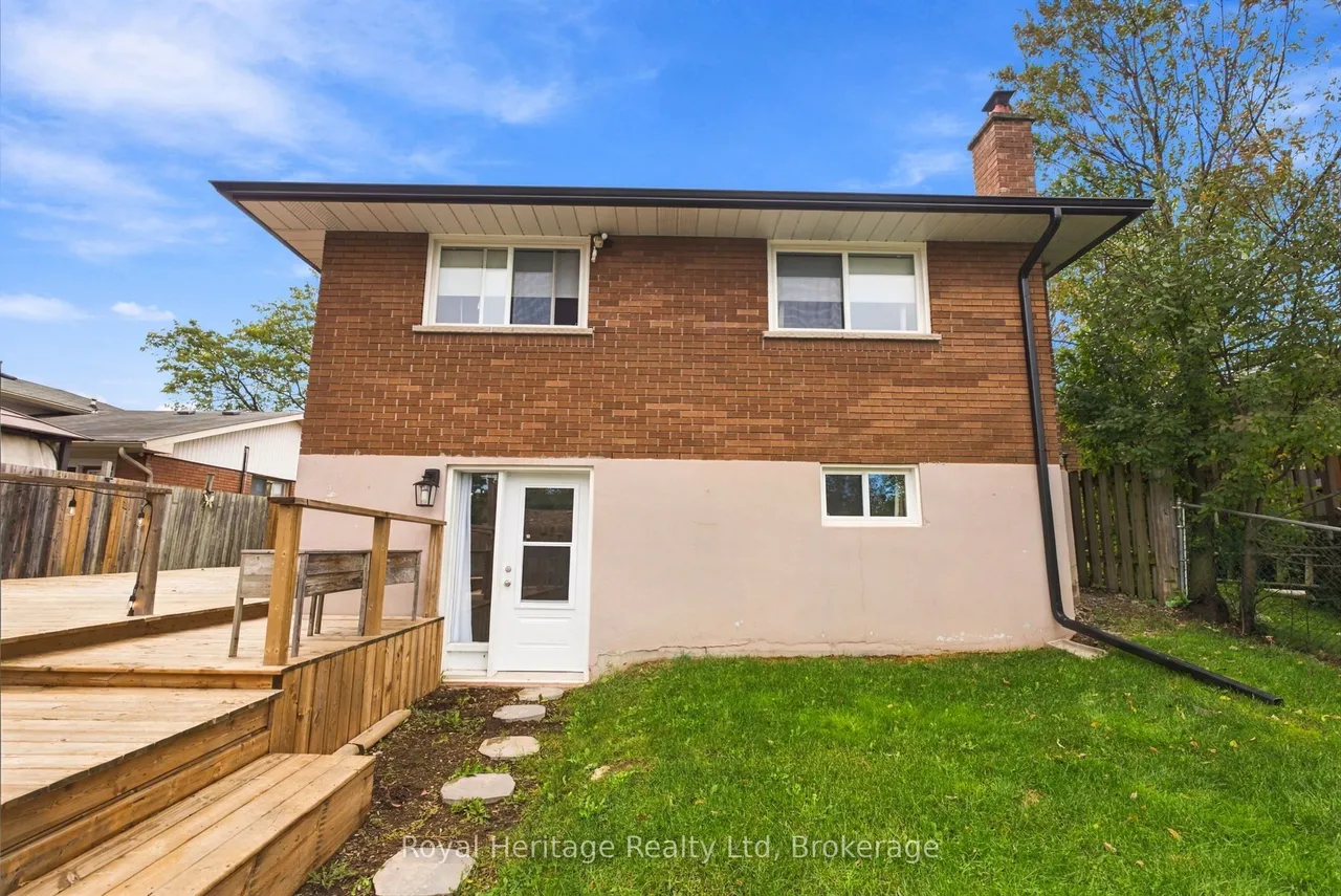 474 Adelaide Avenue E — photo 50
