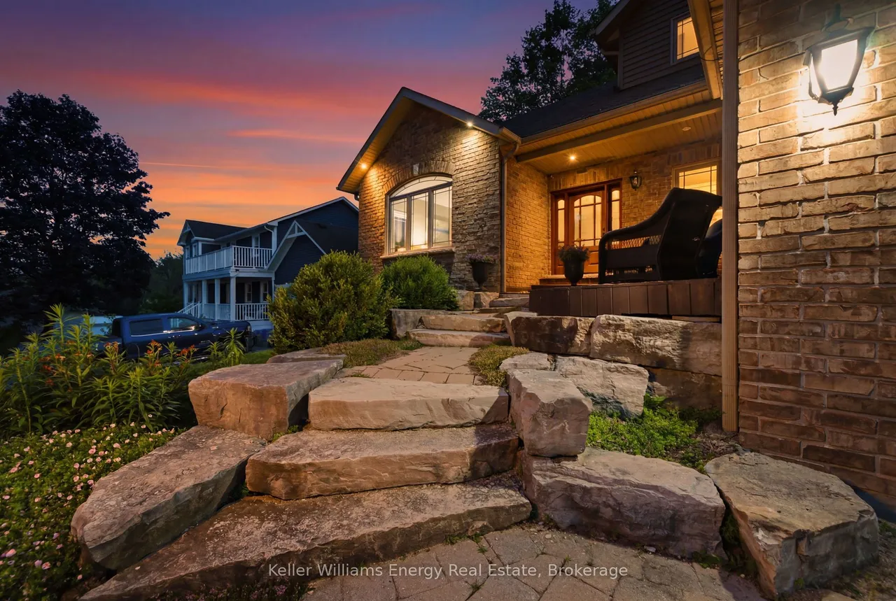 332 Carnegie Beach Road — photo 2